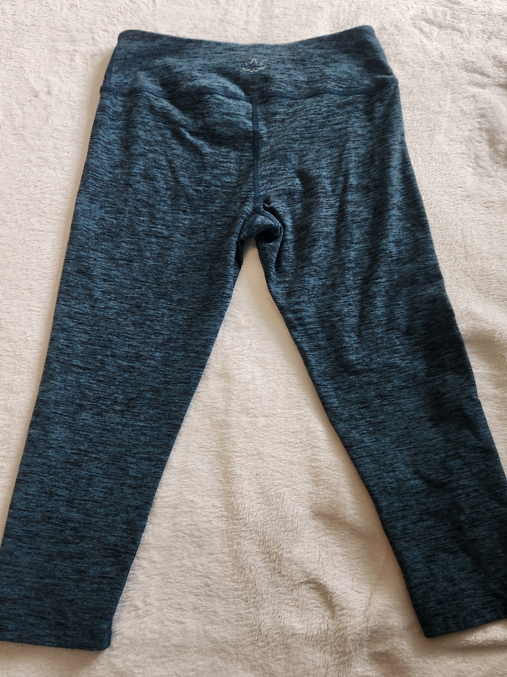 Beyond Yoga Women's Capri Leggings - Dark Teal Heather Size M